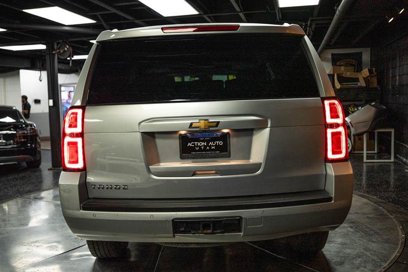 2017 Chevrolet Tahoe LT Image 6 of 31