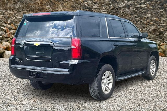 Vehicle image 4 of 33