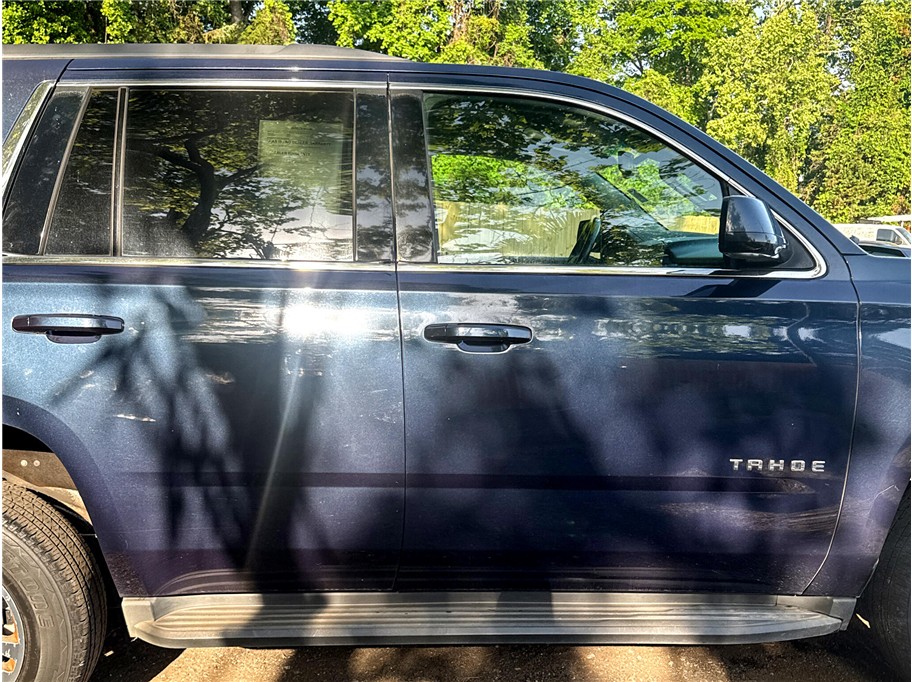 Vehicle image 22 of 42