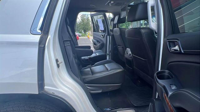 Vehicle image 13 of 37