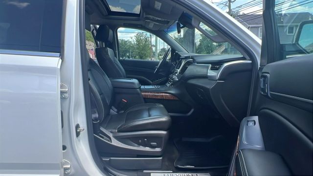 Vehicle image 12 of 37