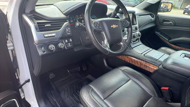 Vehicle image 29 of 37