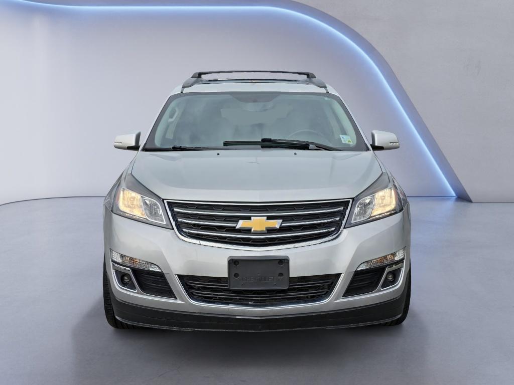 Vehicle image 2 of 40