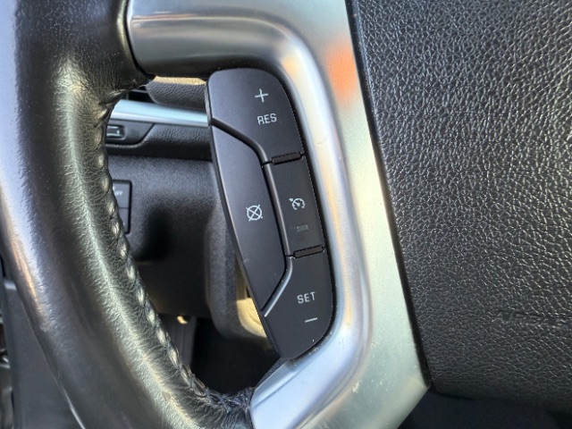 Vehicle image 12 of 18