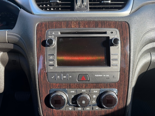 Vehicle image 14 of 18