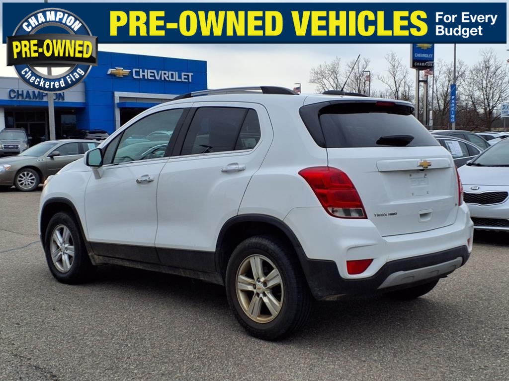 Vehicle image 6 of 21