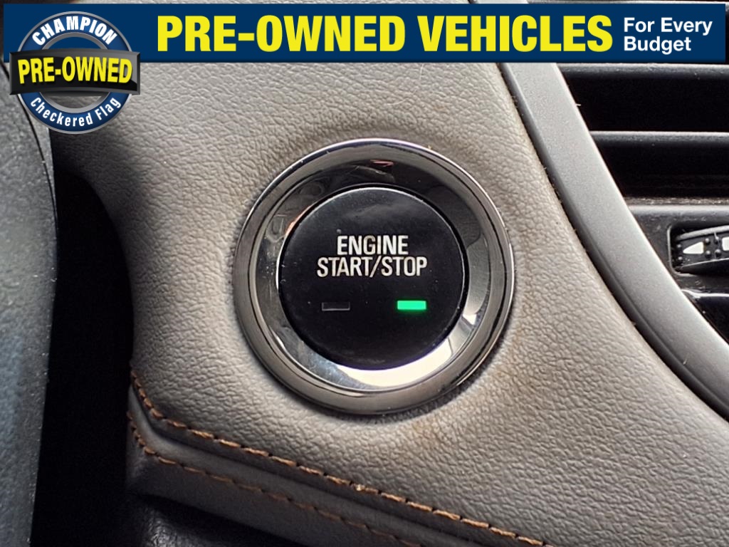 Vehicle image 19 of 21