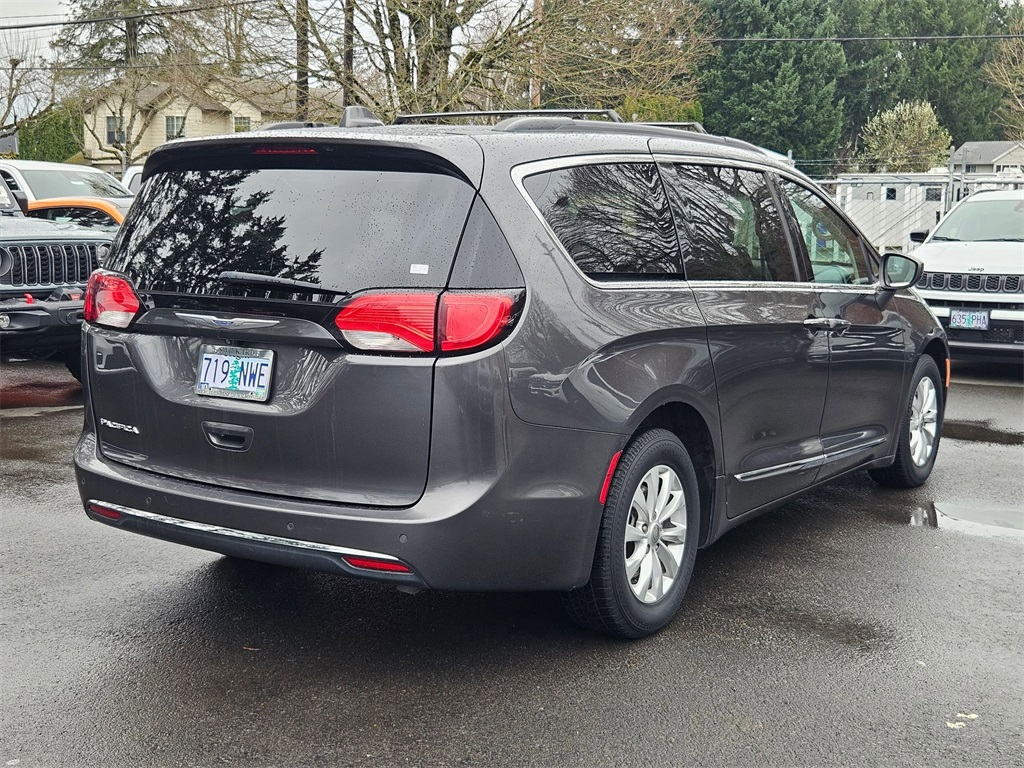 Vehicle image 3 of 36