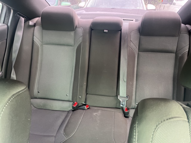 Vehicle image 4 of 7