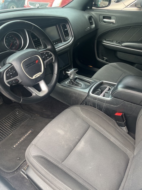 Vehicle image 3 of 7