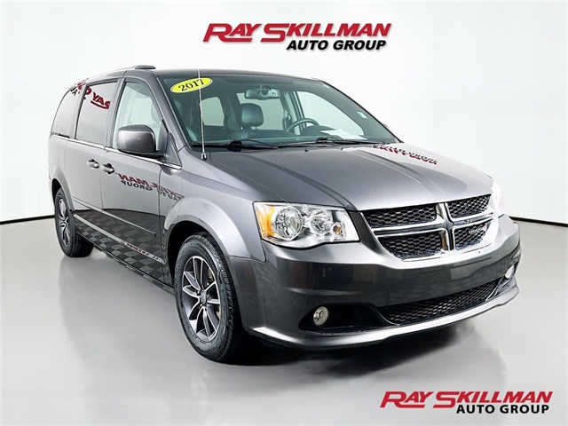 Vehicle image 3 of 28