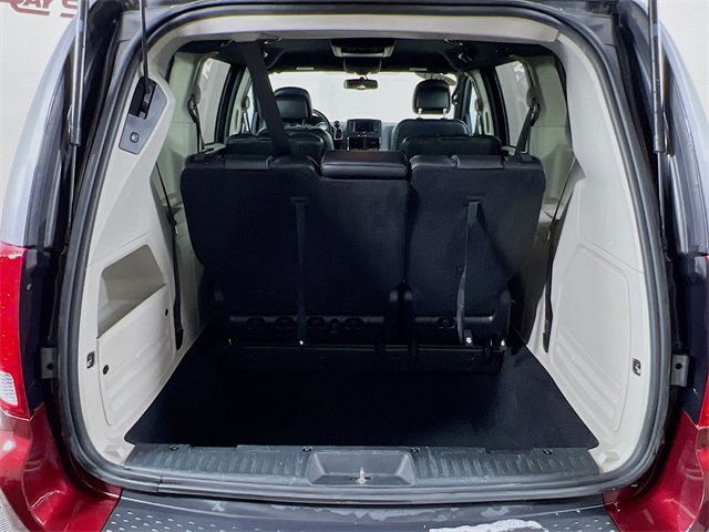 Vehicle image 19 of 28
