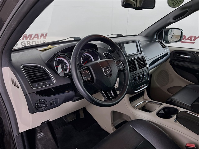 Vehicle image 28 of 28