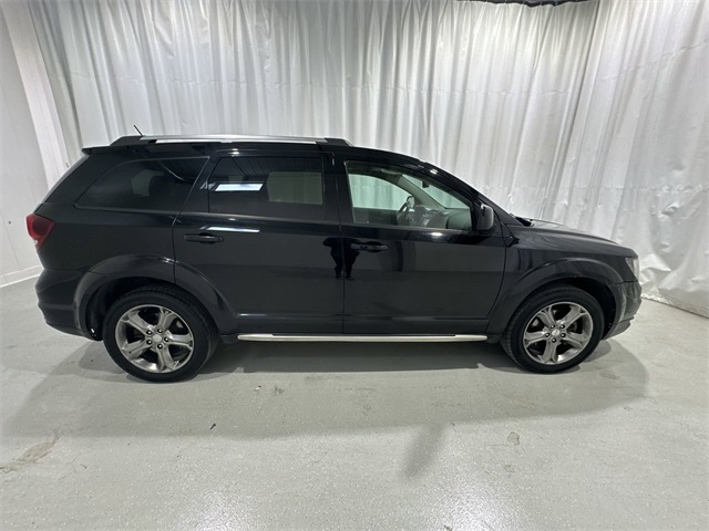 Vehicle image 11 of 36