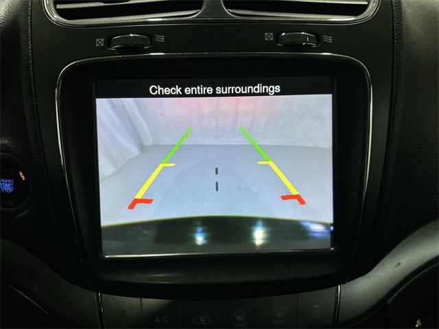 Vehicle image 17 of 36