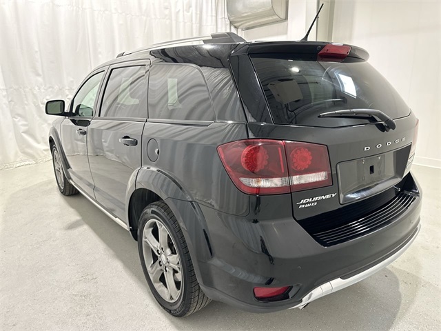 Vehicle image 7 of 36