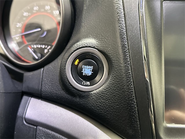 Vehicle image 19 of 36