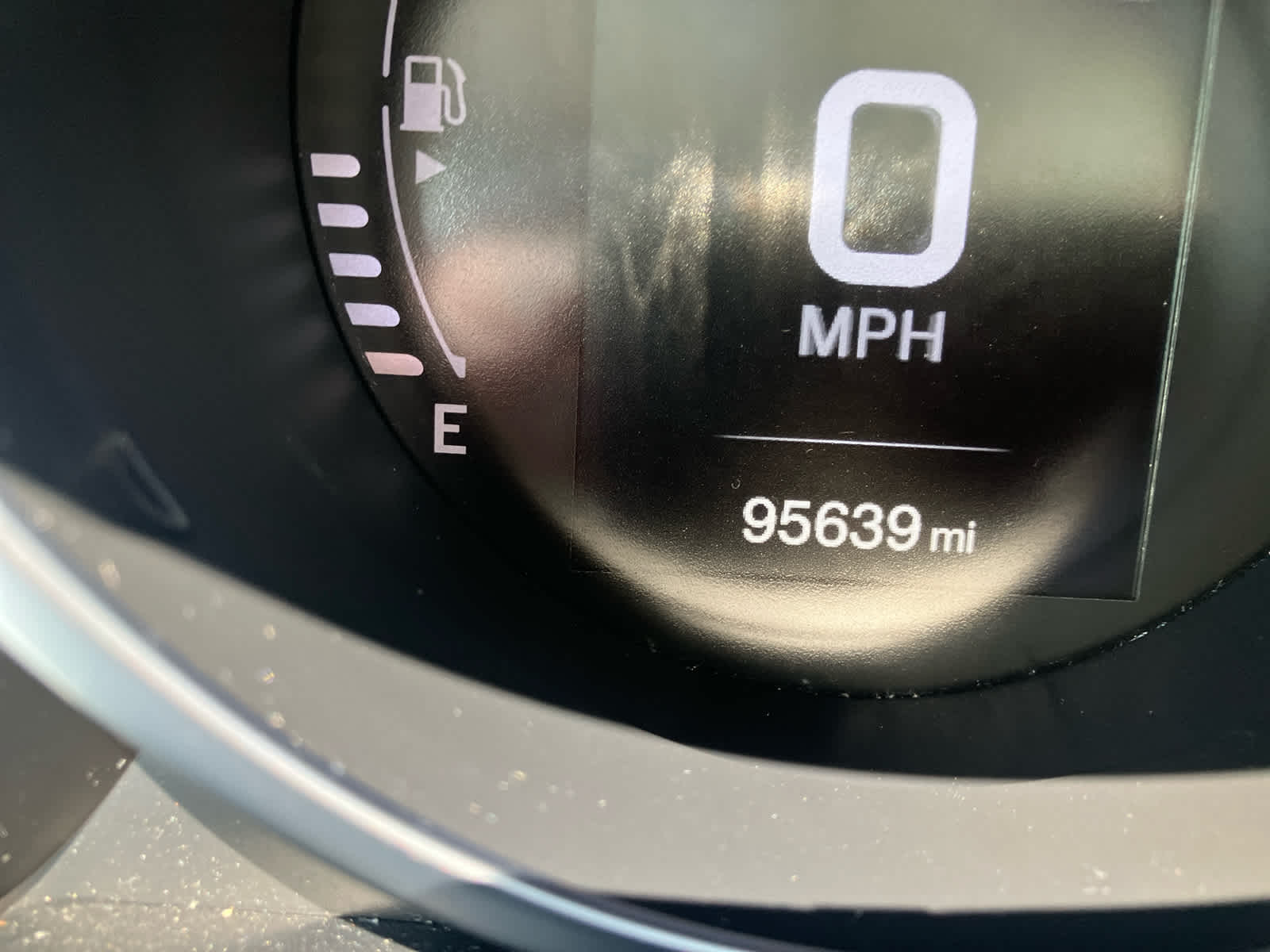 Vehicle image 16 of 34
