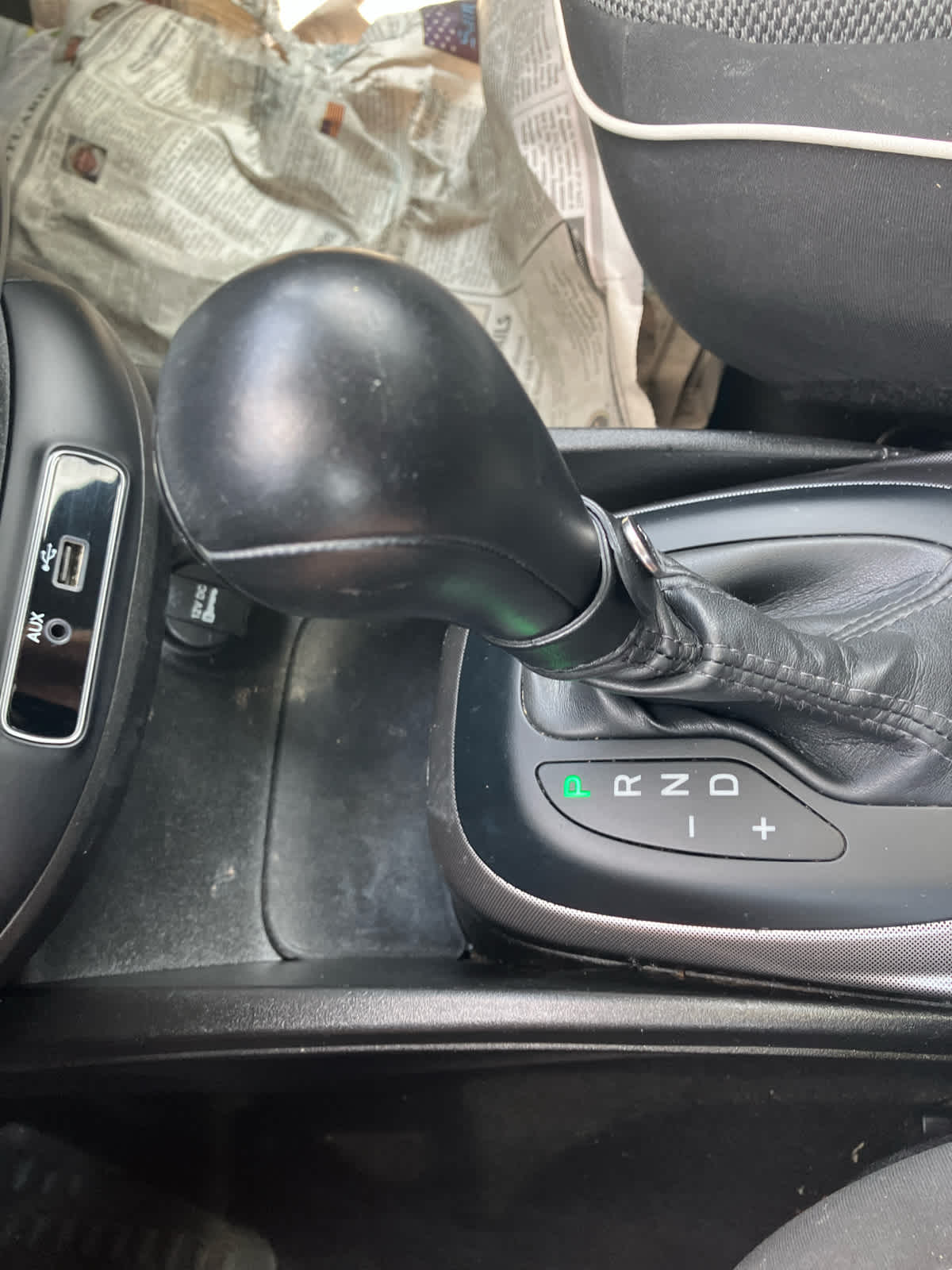 Vehicle image 28 of 34