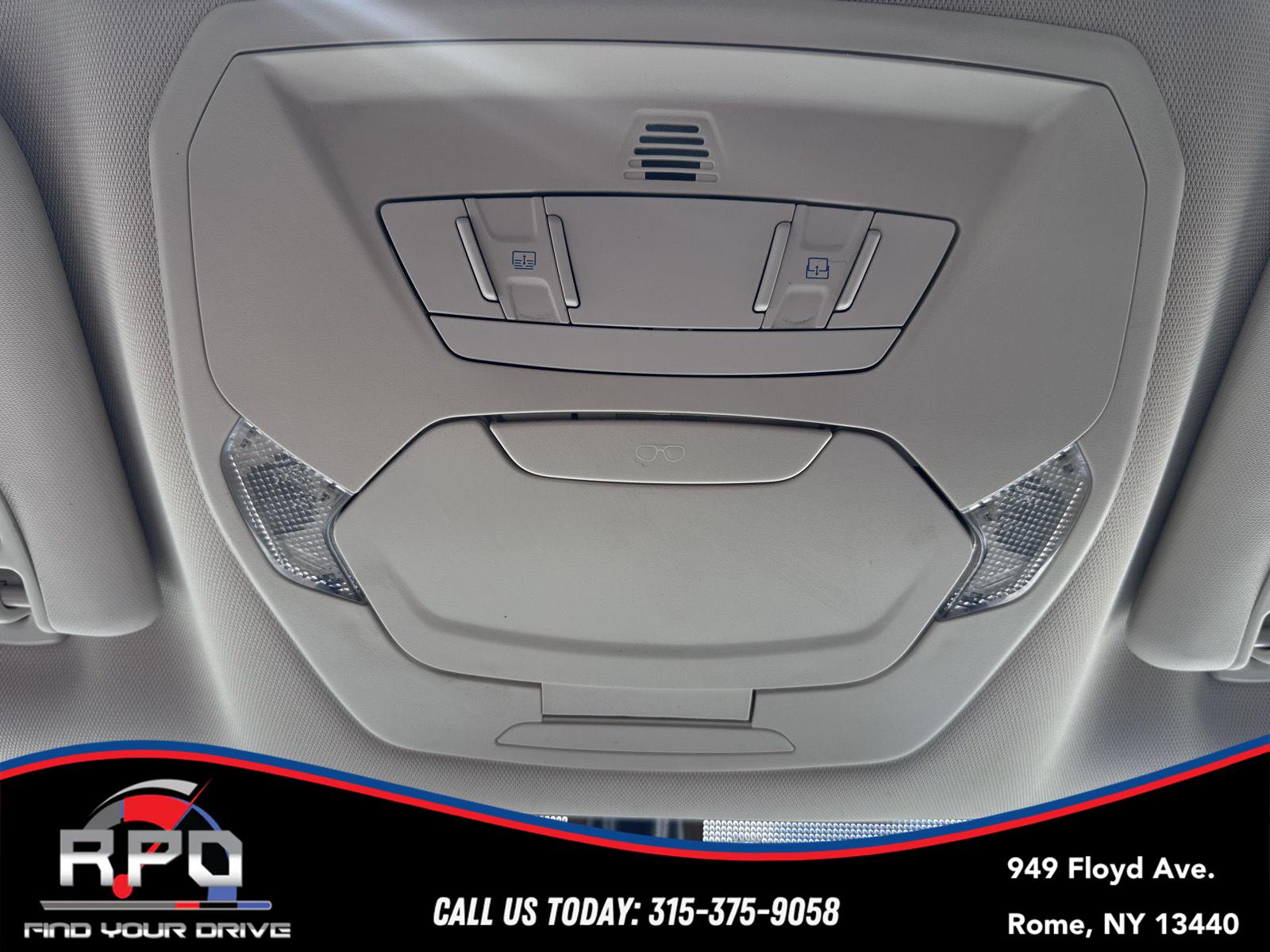 Vehicle image 16 of 29