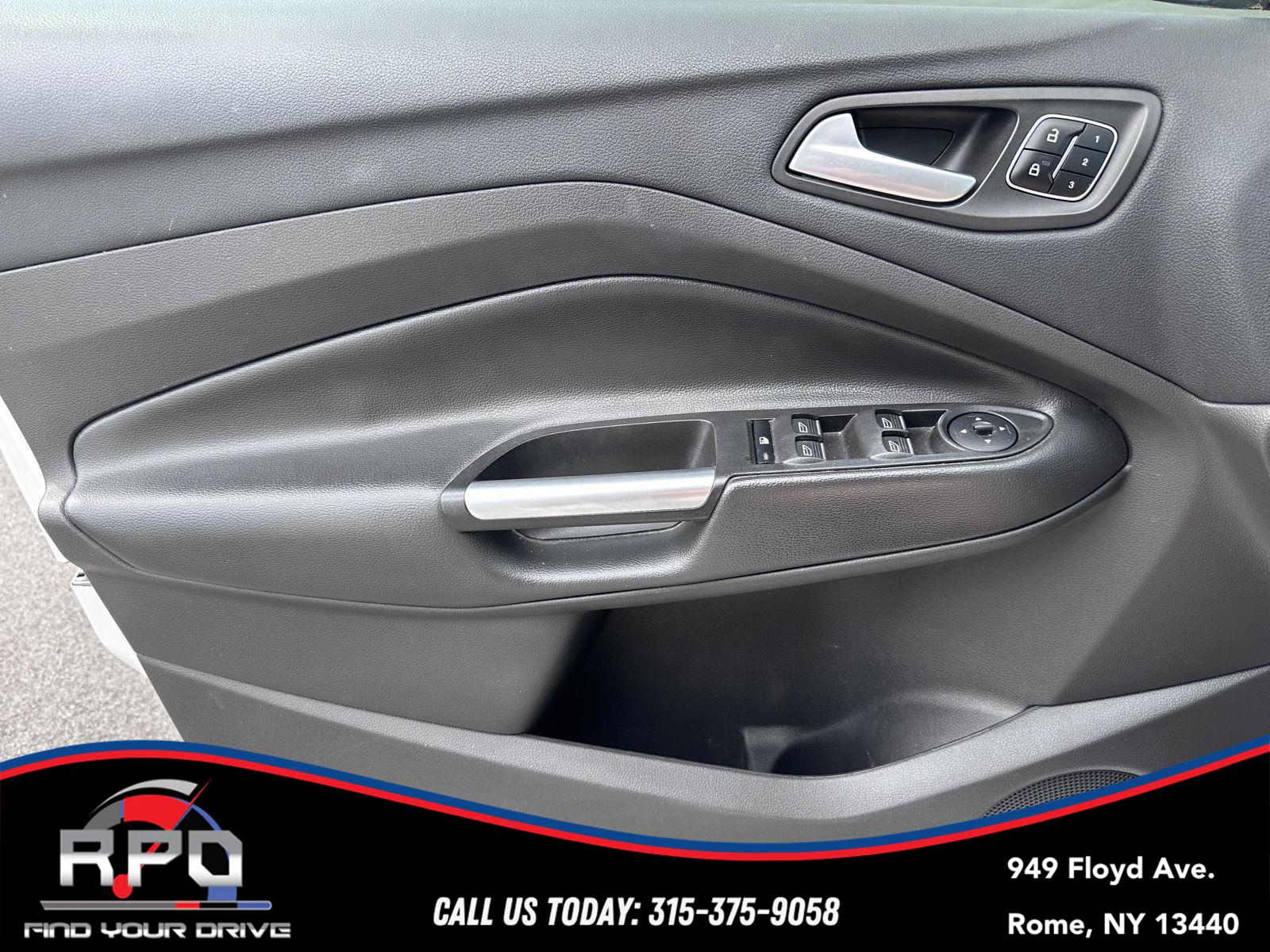 Vehicle image 15 of 29