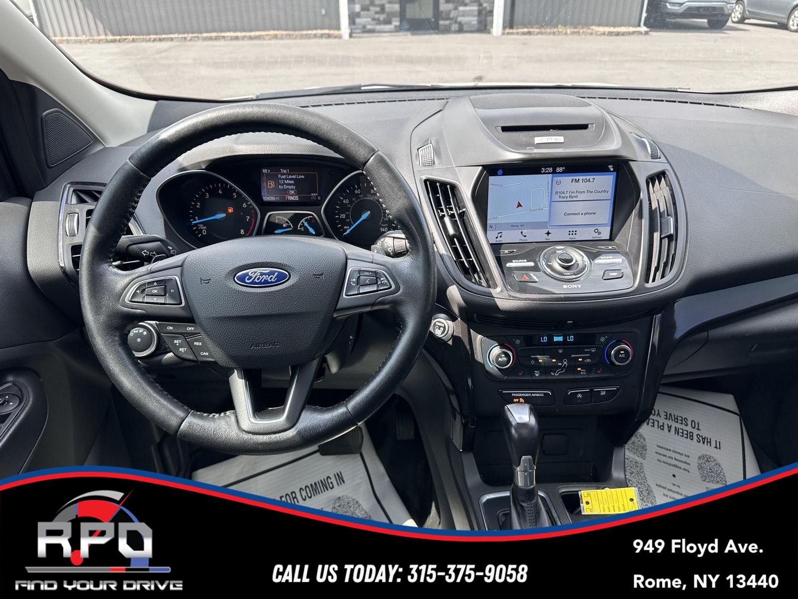 Vehicle image 23 of 29