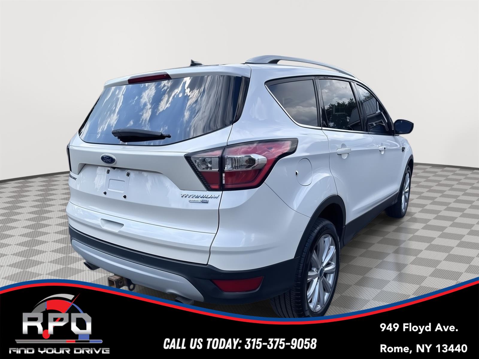 Vehicle image 4 of 29