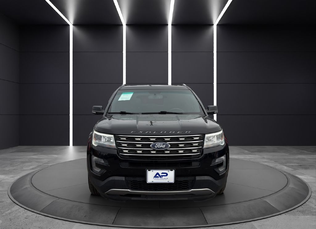 Vehicle image 2 of 21