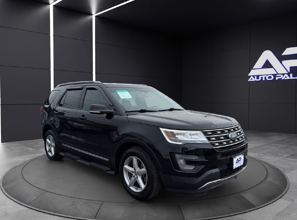 Vehicle image 3 of 21
