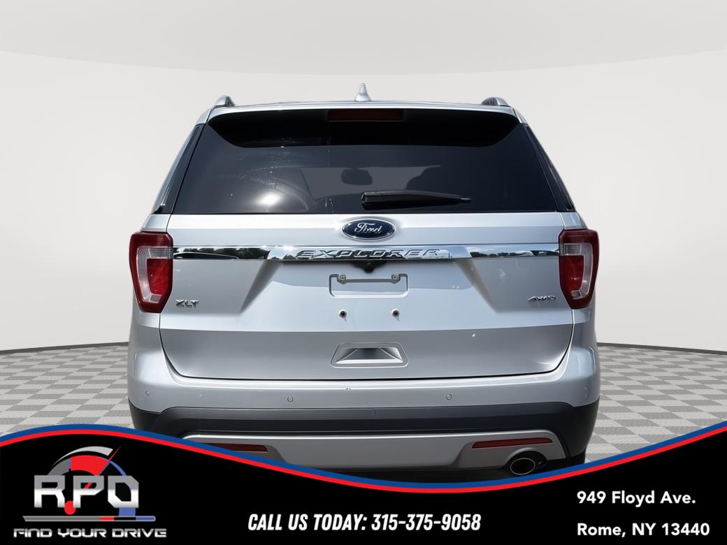 Vehicle image 6 of 21