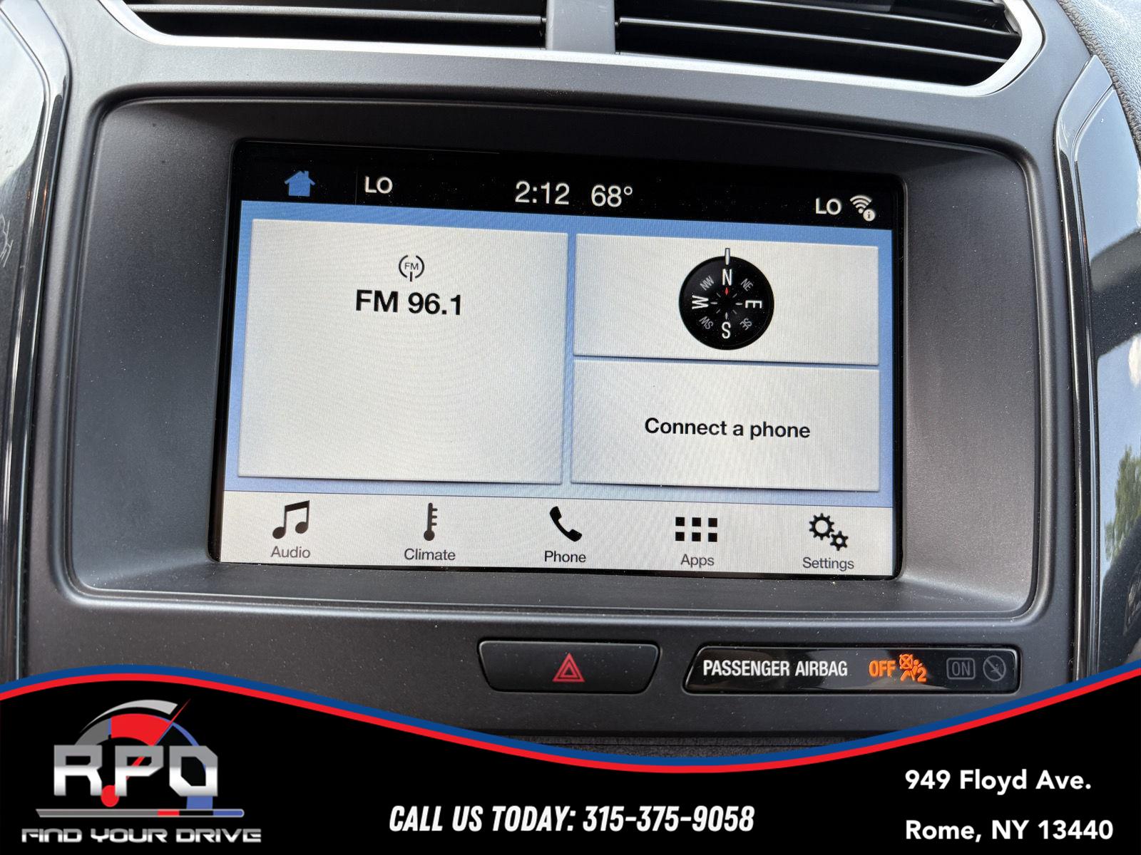 Vehicle image 16 of 21
