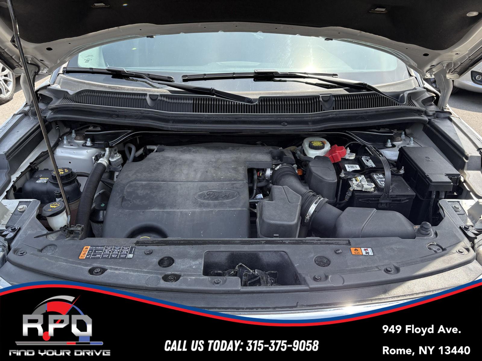 Vehicle image 9 of 21