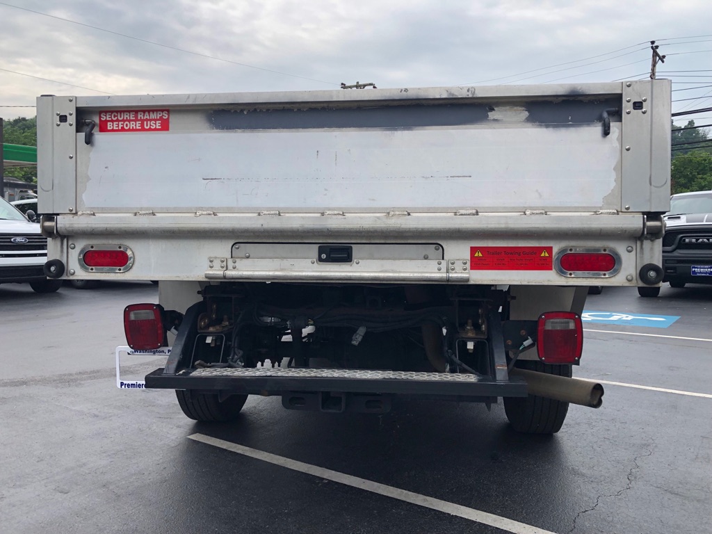 Vehicle image 16 of 35