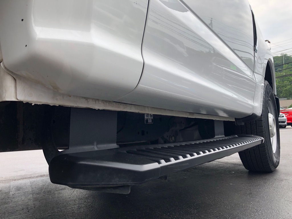 Vehicle image 15 of 35