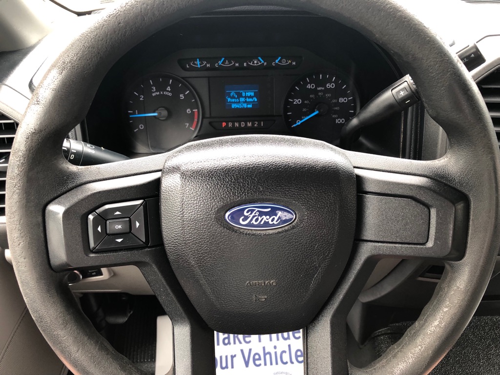 Vehicle image 21 of 35