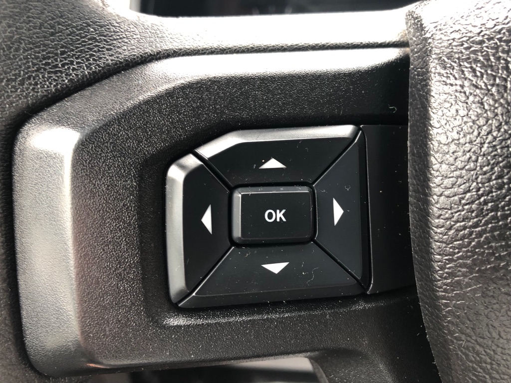Vehicle image 31 of 35