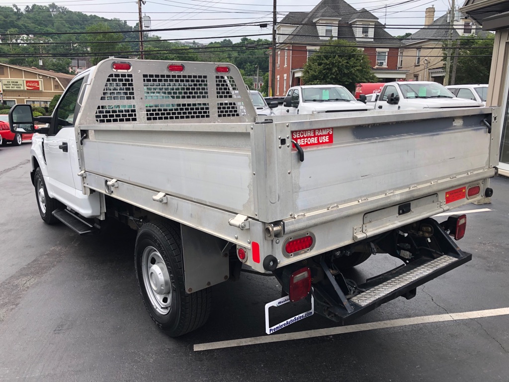 Vehicle image 7 of 35