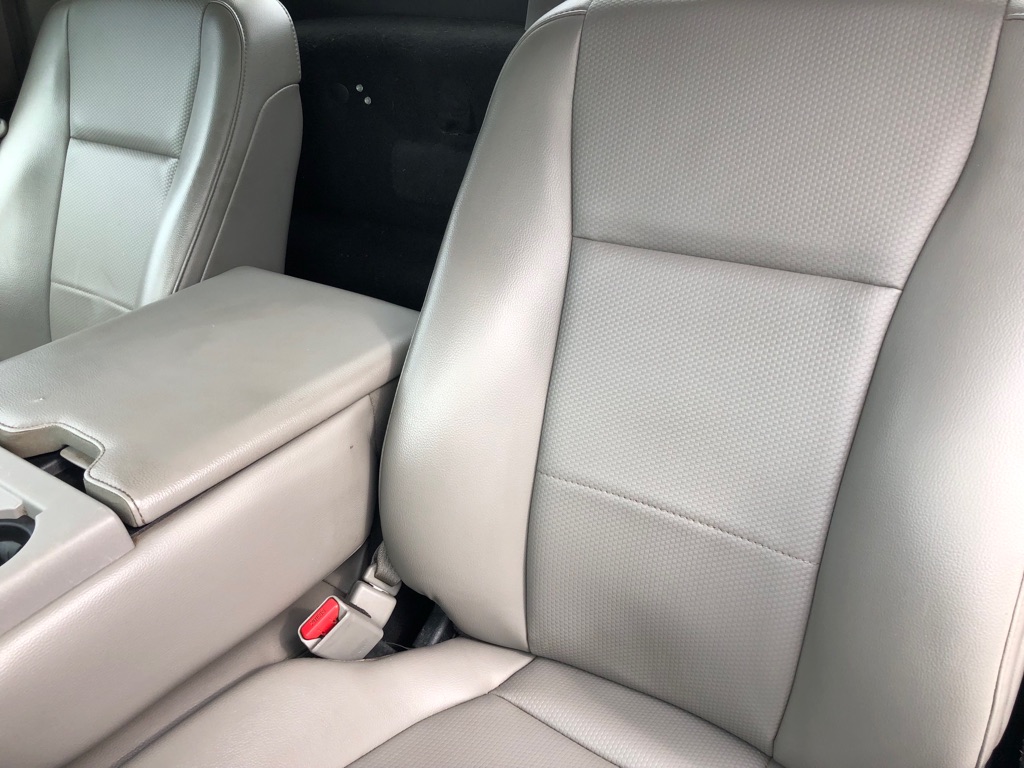 Vehicle image 18 of 35