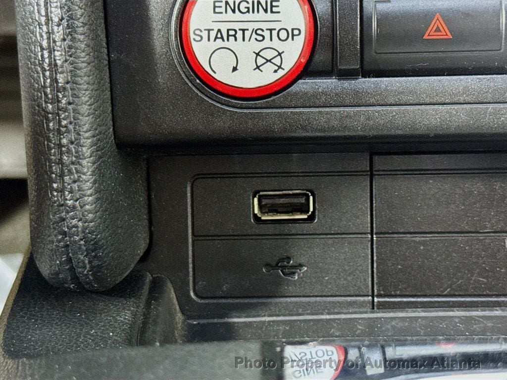 Vehicle image 32 of 36