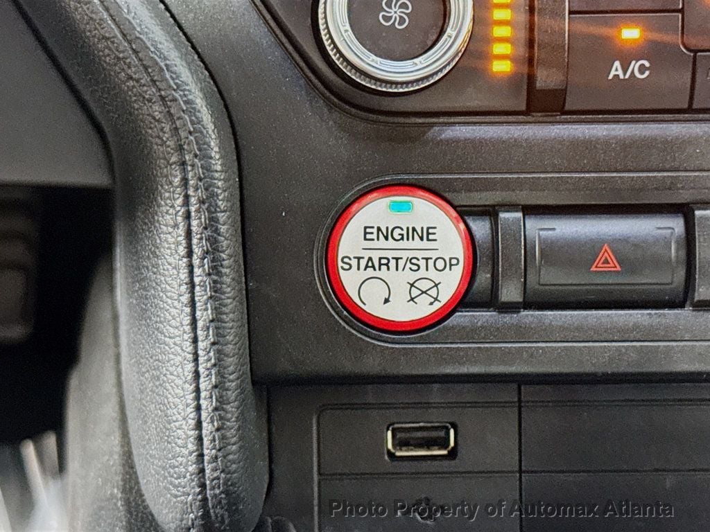 Vehicle image 31 of 36