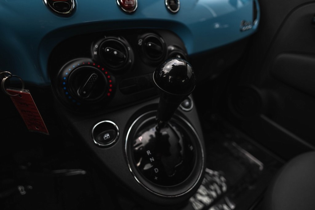 Vehicle image 18 of 28
