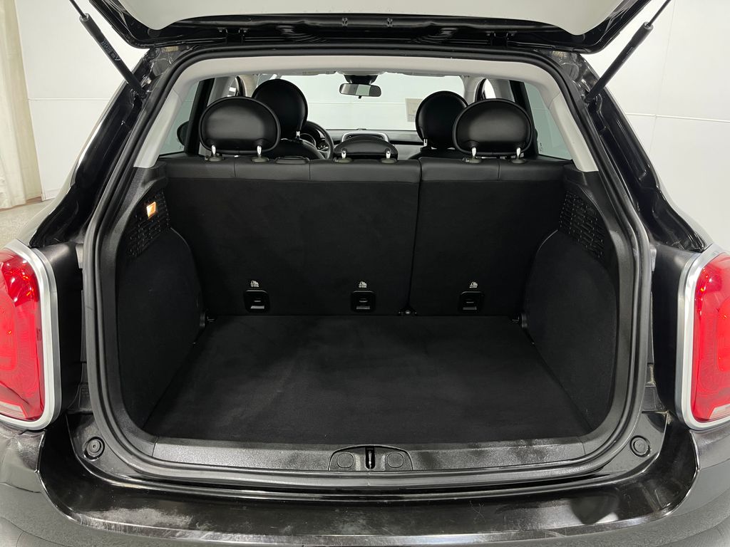 Vehicle image 12 of 34
