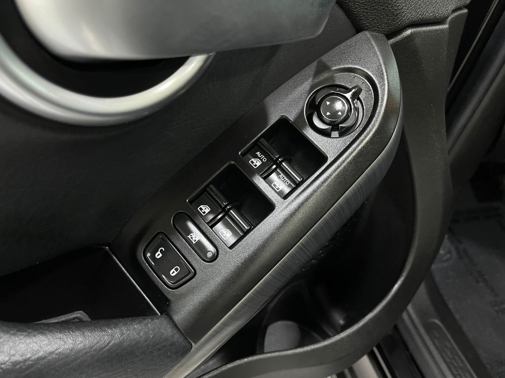 Vehicle image 34 of 34