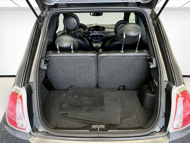 Vehicle image 14 of 18