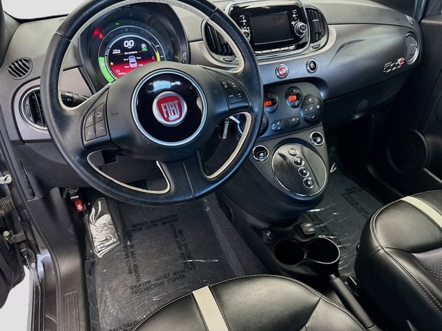 Vehicle image 7 of 18