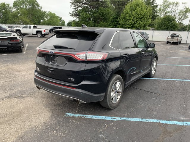 Vehicle image 6 of 33