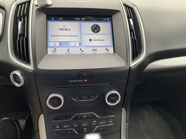Vehicle image 13 of 33