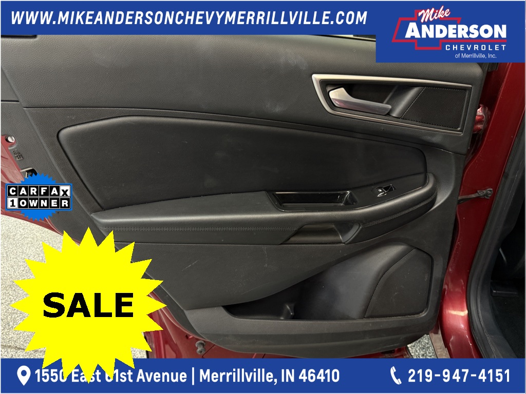 Vehicle image 33 of 43