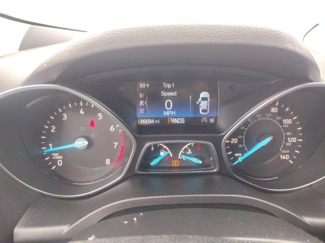 Vehicle image 16 of 41