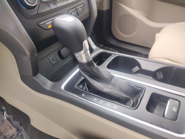 Vehicle image 24 of 41
